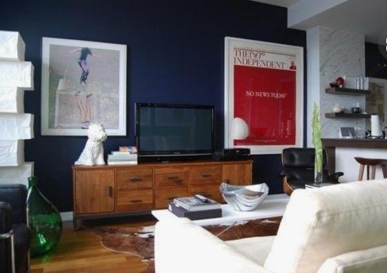 Disguising a television in an interior design scheme or sitting room 
